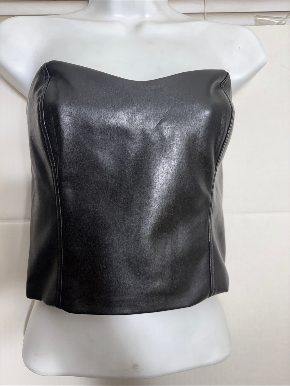 Aritzia Babaton Classic Black Leather Strapless Top Cindy Bustier 5067